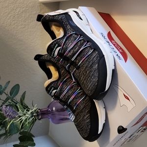 Skechers Arch Fit Washable Bungee Slip on Sneakers